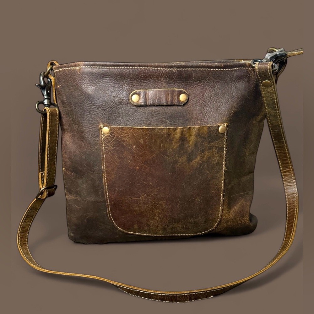 Myra Beast weathered Leather Crossbody Bag